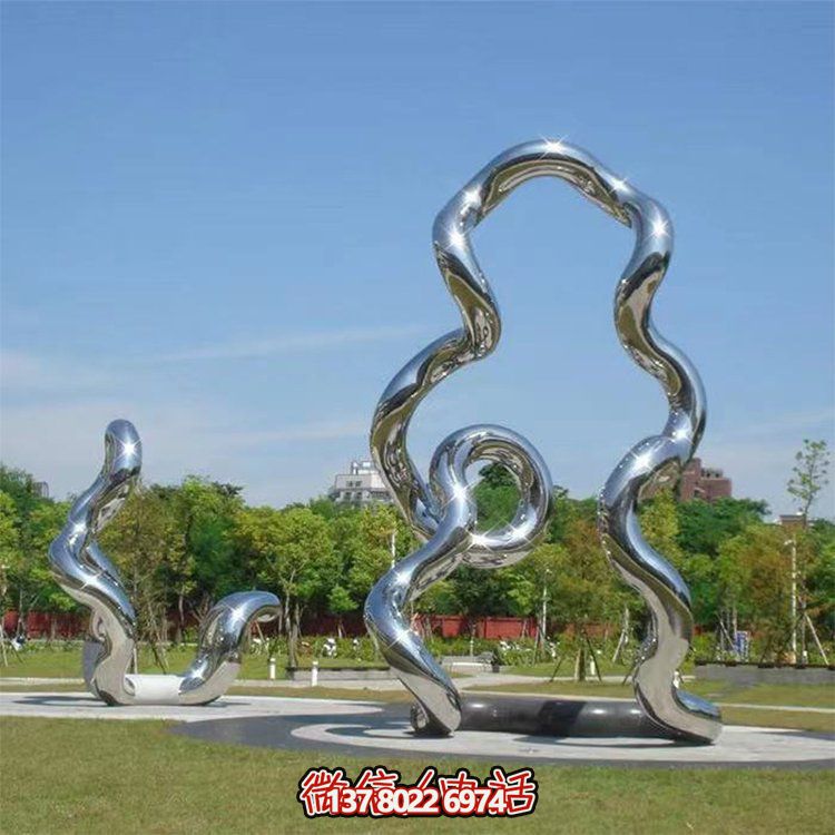 大型不銹鋼異形擺件，為公園綠地增色