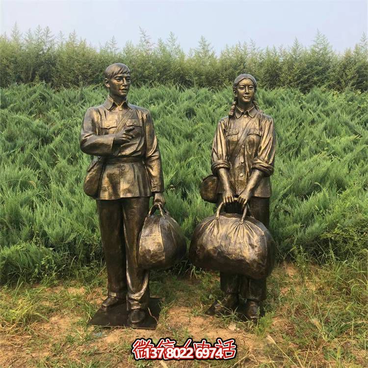 手工雕刻民俗小品，玻璃鋼仿銅人物拿行李的車(chē)站裝飾品