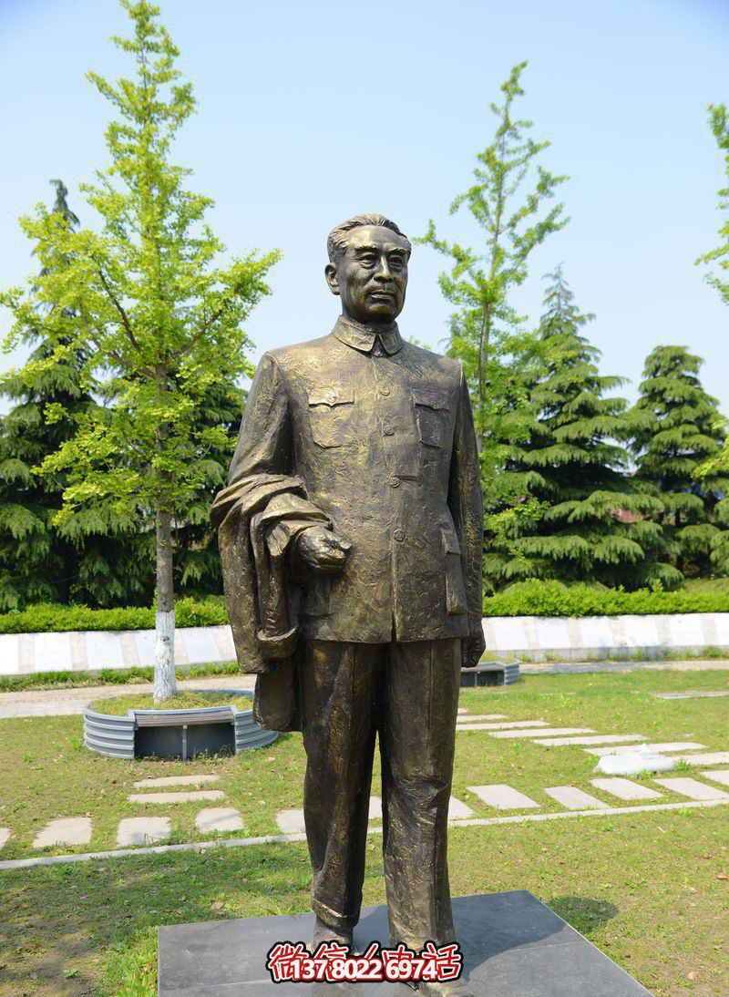 紀(jì)念周恩來偉人雕塑，緬懷歷史，見證輝煌
