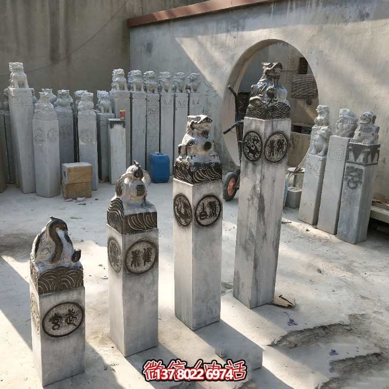 四神馬柱拴，融匯大理石精致雕塑，為園林景觀裝點(diǎn)增添濃濃韻味