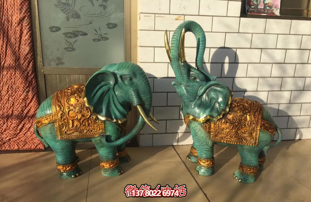 玻璃鋼大象彩繪雕塑，裝點(diǎn)室內(nèi)創(chuàng)意庭院