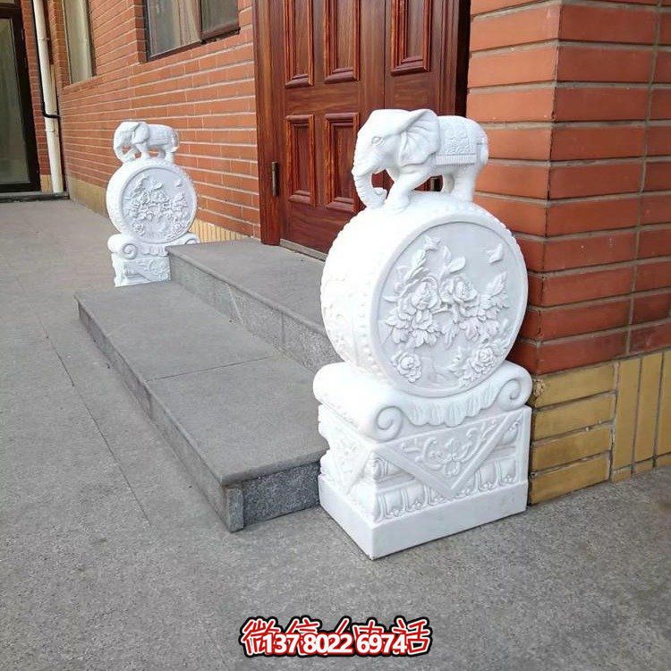 浪漫經(jīng)典，精致雕刻吉祥小象抱鼓石