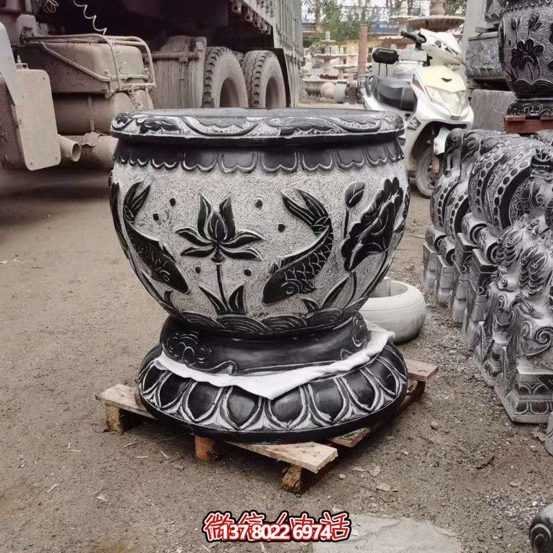 雅致雙魚石雕花盆，為您的庭院增添藝術(shù)氣息