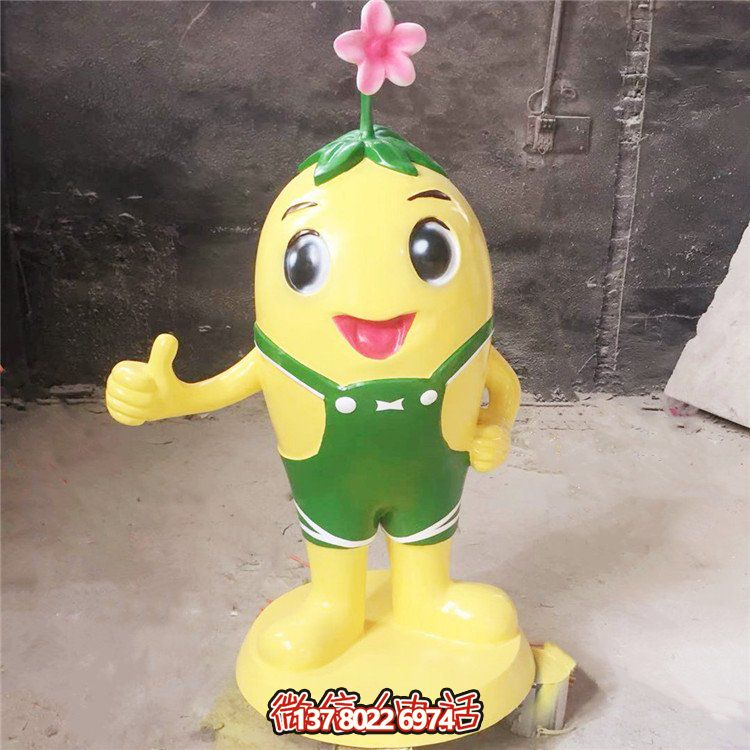 玻璃鋼卡通人物雕塑，給幼兒園創(chuàng)意擺放