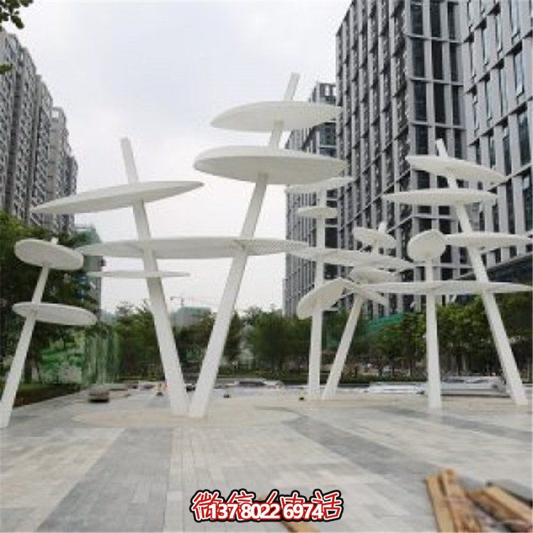 不銹鋼大型樹(shù)葉雕塑，為你的戶外景觀創(chuàng)造獨(dú)特的創(chuàng)意