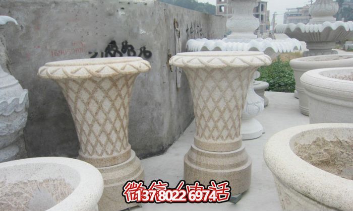 聚焦傳統(tǒng)文化，打造完美的自然景觀(guān)——大理石花籃花盆雕塑系列
