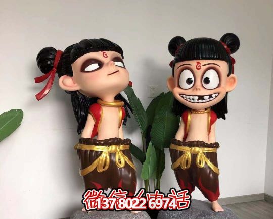 玻璃鋼哪吒雕塑精美彩繪，給景區(qū)園林增色不少