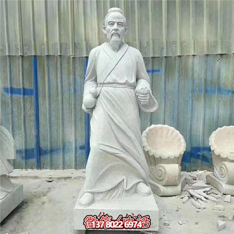 雅致古典大理石雕塑，點綴園林景觀