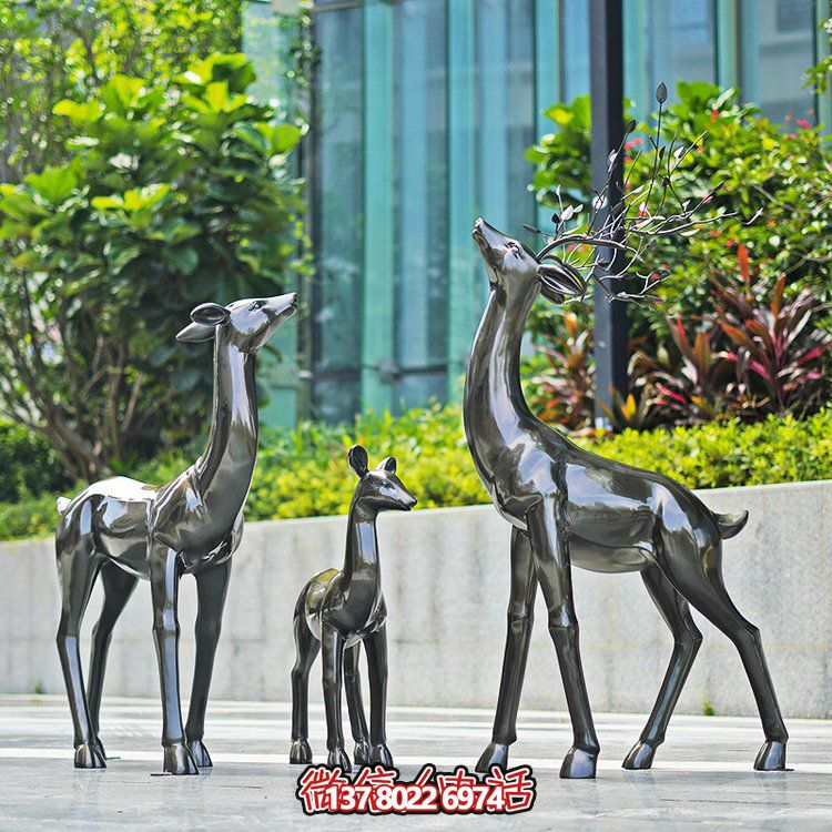 玻璃鋼制仿銅小鹿擺件，點(diǎn)綴戶外園林景觀