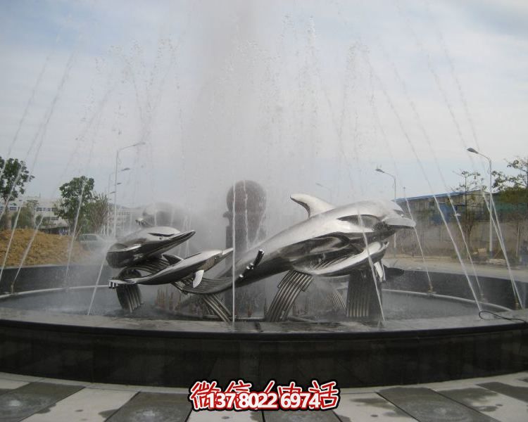 不銹鋼海豚雕塑，裝飾現(xiàn)代廣場的水景