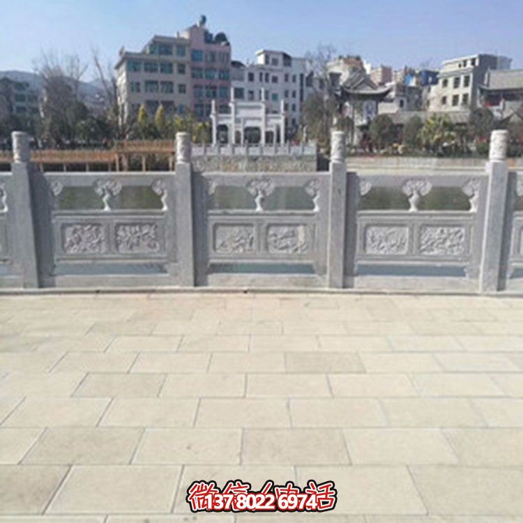 精美大理石雕塑欄桿，裝點戶外園林景觀