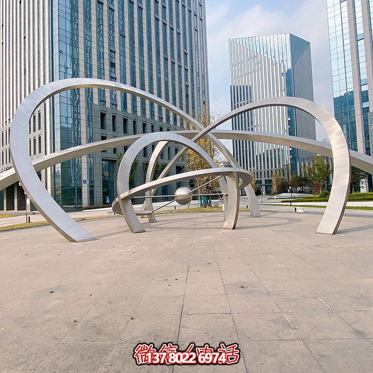 不銹鋼雕塑梅花鹿，現(xiàn)代幾何園林景觀裝飾