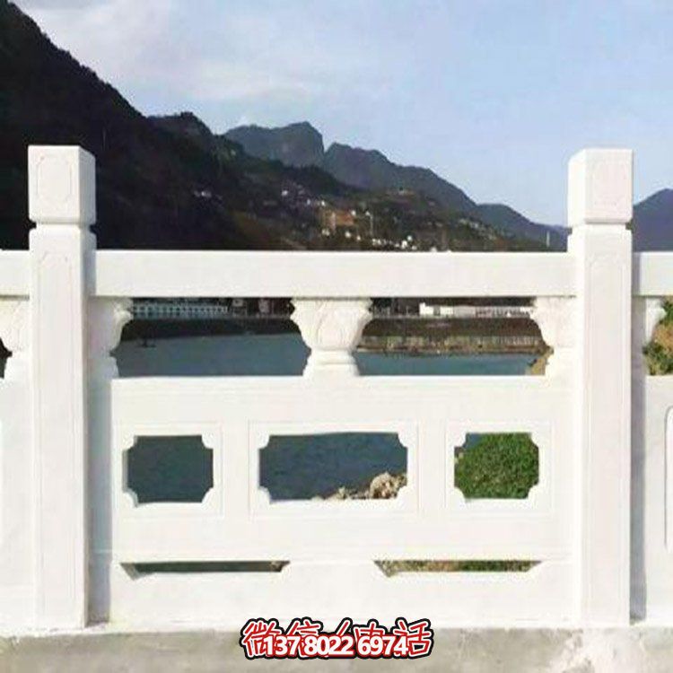 大理石雕刻石欄桿，美輪美奐，護佑家園