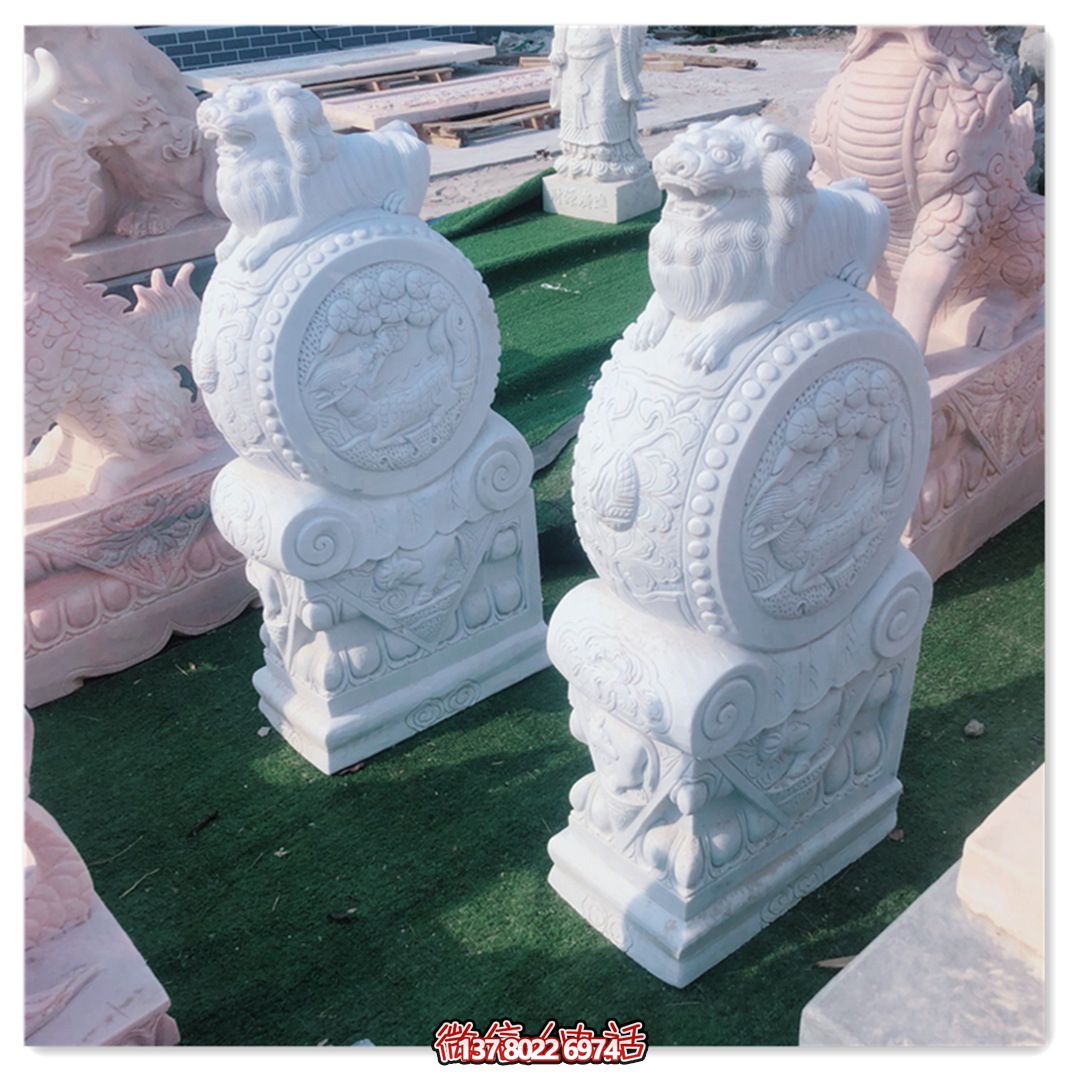 精美石雕獅子雕塑，裝點(diǎn)精致庭院