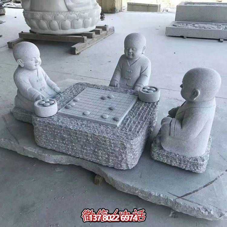 花崗巖雕像裝點(diǎn)庭院，打造精致奇趣景觀