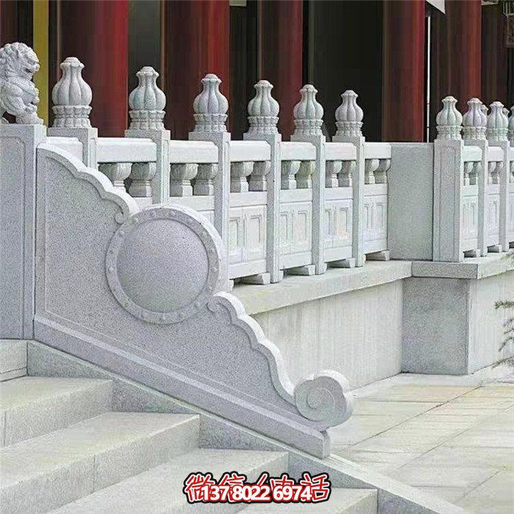 精美石雕欄桿欄板，點(diǎn)綴景區(qū)景點(diǎn)，增添園林雕塑之美