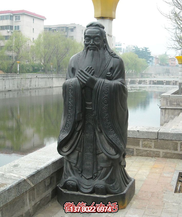 歷史名人雕塑，銅像點(diǎn)綴湖邊公園小區(qū)