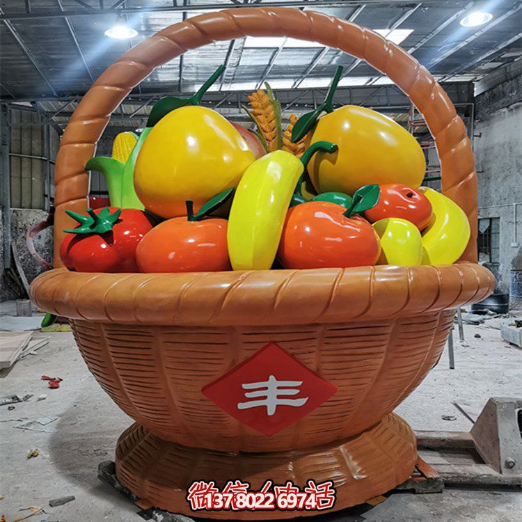 玻璃鋼制彩繪水果籃，專為戶外采摘量身打造的擺件