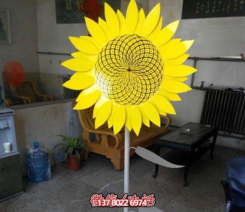 不銹鋼游樂園草坪擺放雕塑，向日葵裝飾