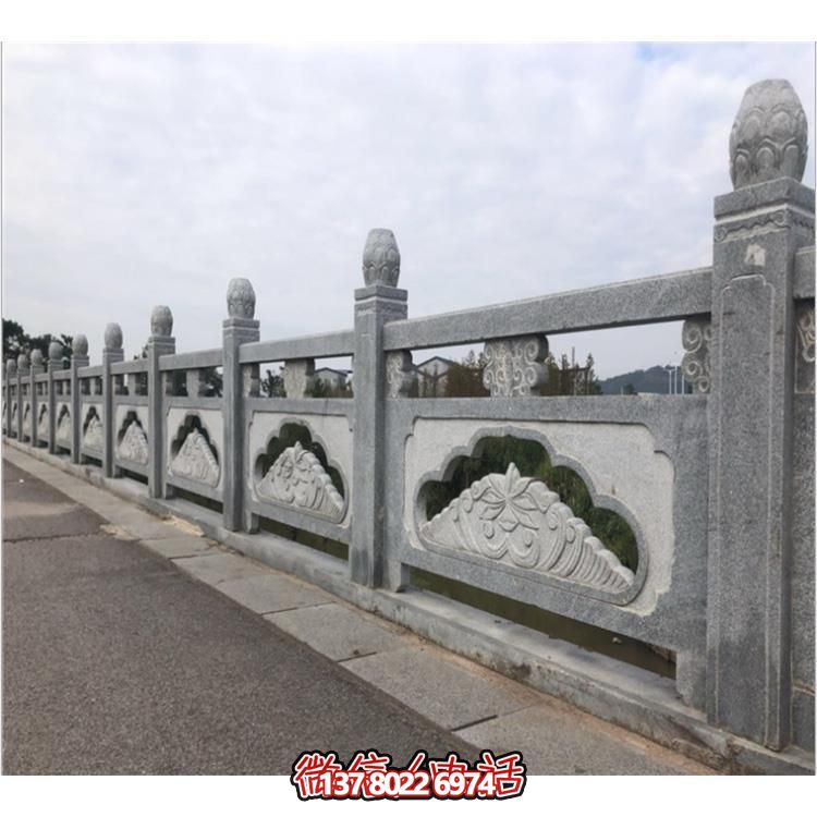 精致青石石雕欄桿，打造美麗公園景區(qū)