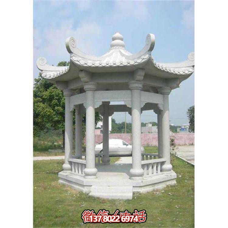 精美石雕涼亭，為公園添彩